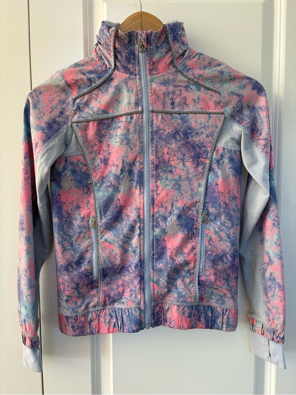 Ivivva Lightweight Zip-Up Windbreaker Spring Jacket in Pink & Purple